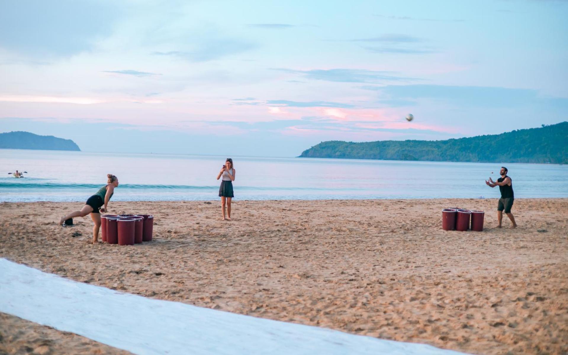 Mad Monkey Hostel Nacpan Beach (Adults Only) Эль-Нидо Экстерьер фото